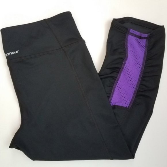 Under Armour Black HeatGear ArmourVent Capri Size Small - Picture 8 of 9